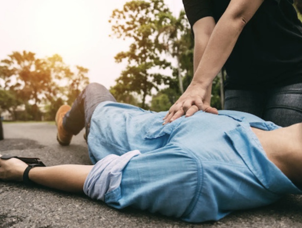 Advanced First Aid and Advanced Resuscitation course set